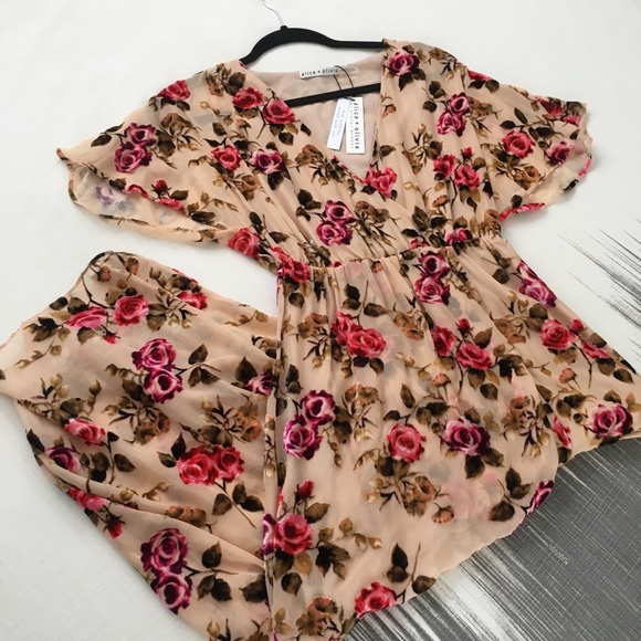 Alice + Olivia Dresses & Skirts - Alice + Olivia Clarine Floral Burnout Dress